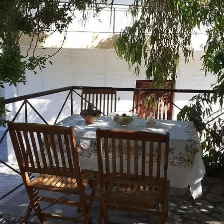 Pericles Traditional Cretan Ferienhaus Stavrokhorion